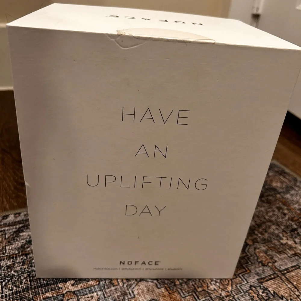 NuBODY Skin Toning Device with Charger - Picture 6 of 9